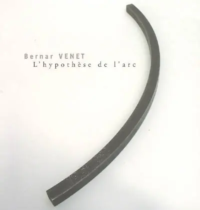L'hypothèse de l'arc : Bernar Venet, position of two arcs of 201.5° each