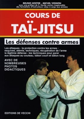 Cours de taï-jitsu : les défenses contre armes