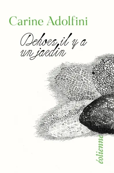 Dehors il y a un jardin