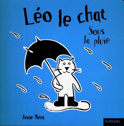 Léo le chat sous la pluie