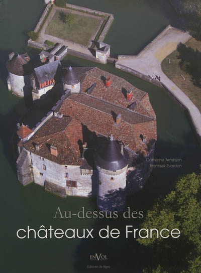 Au-dessus des châteaux de France