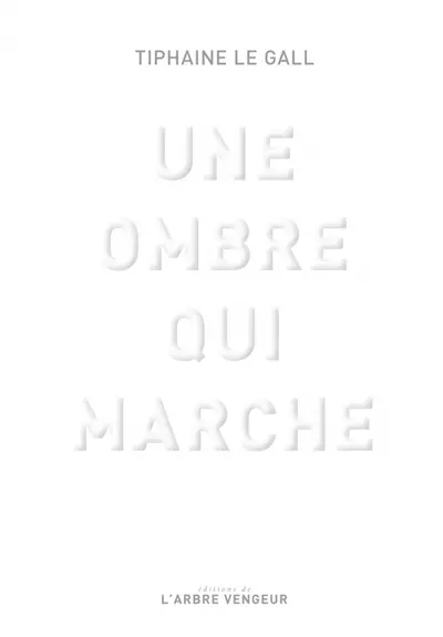 Une ombre qui marche : essai sur les fondements et les enjeux de L'oeuvre absente de Timothy Grall, par Maxime Desvaux, maître de conférence émérite en littérature française et comparée à l'université Sorbonne, Paris IV