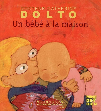 Un bébé à la maison