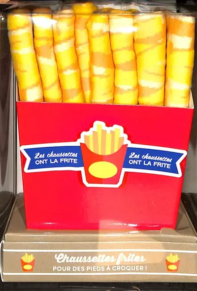 Les chaussettes ont la frite : chaussettes frites pour des pieds à croquer !