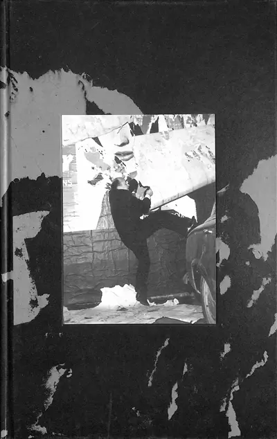 Villeglé, graffiti politiques (1962-1991) ; Brassaï, graffiti