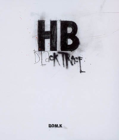 HB, black trace