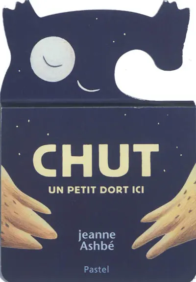 Chut, un petit dort ici