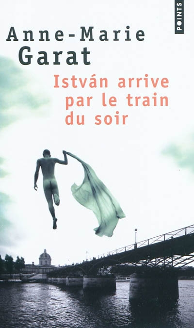 Istvan arrive par le train du soir