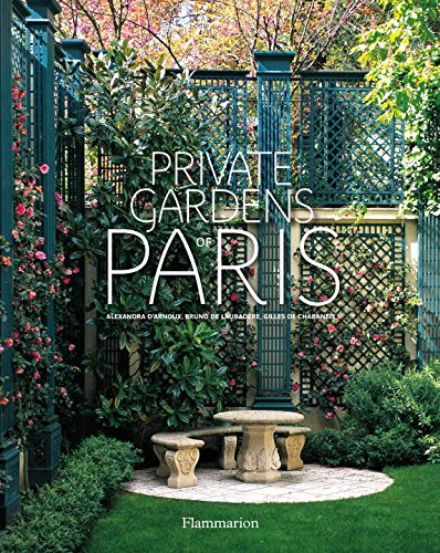Private gardens of Paris