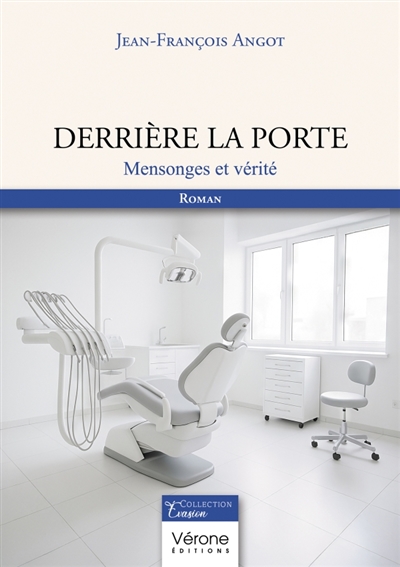 Derrière la porte :...