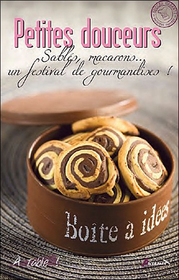 Petites douceurs : sablés, macarons, un festival de gourmandises