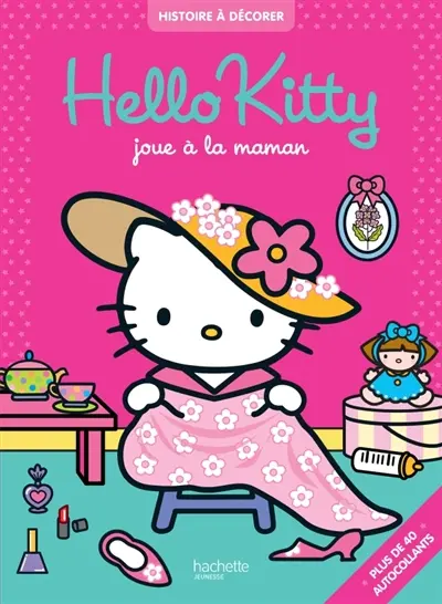 Hello Kitty joue à la maman