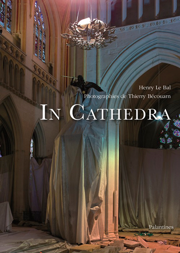 In cathedra