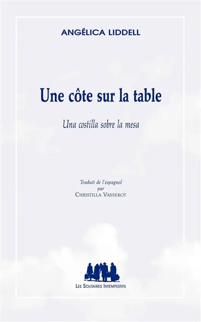 Une côte sur la table. Una costilla sobre la mesa