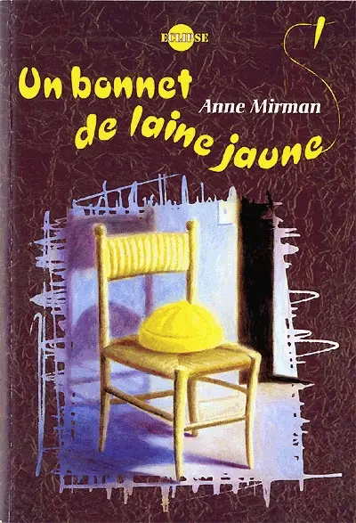 Un bonnet de laine jaune