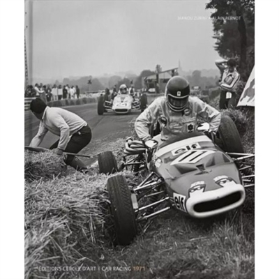 Car racing. 1971