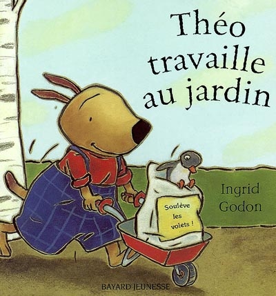 Théo travaille au jardin