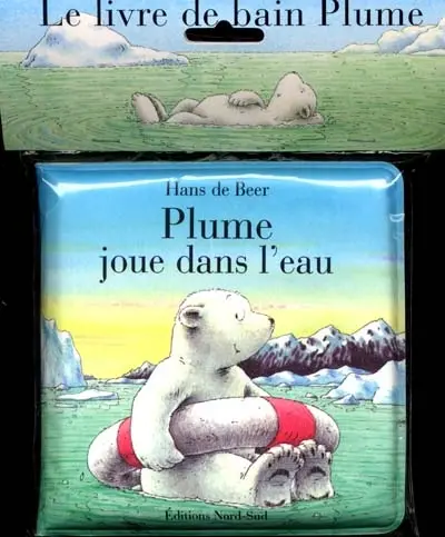 Plume joue dans l'eau
