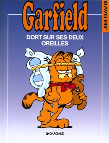 Garfield dort sur ses deux oreilles