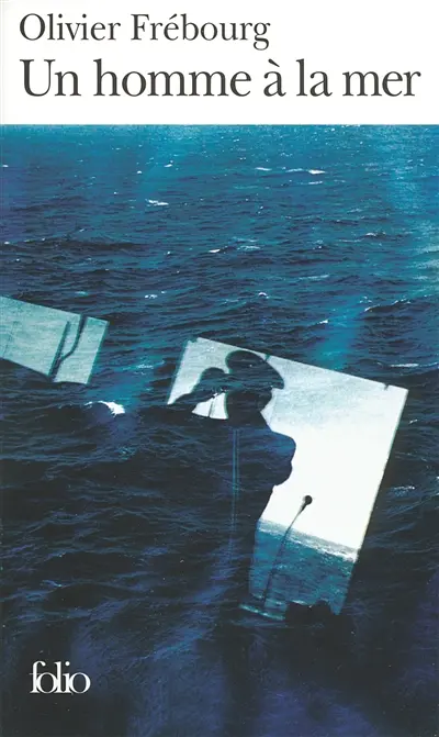Un homme à la mer