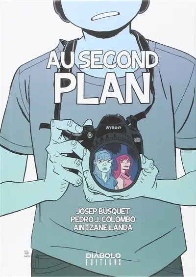 Au second plan