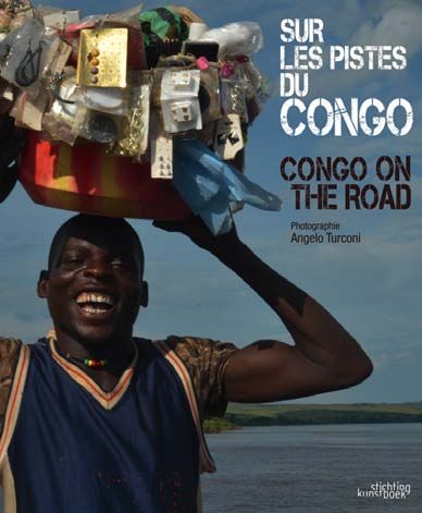 Sur les pistes du Congo. Congo on the road