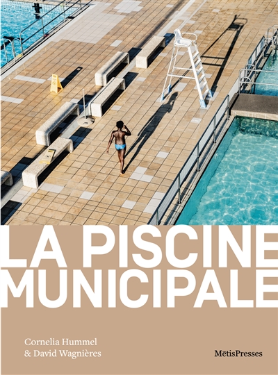 La piscine municipale : ethnographie sensible d'un commun