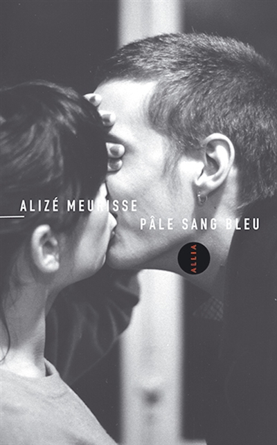 Pâle sang bleu
