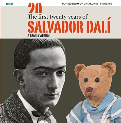 Les vingt premières années de Salvador Dali (en anglais) : album familial