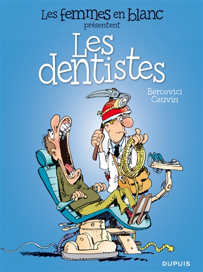 Les femmes en blanc présentent les dentistes