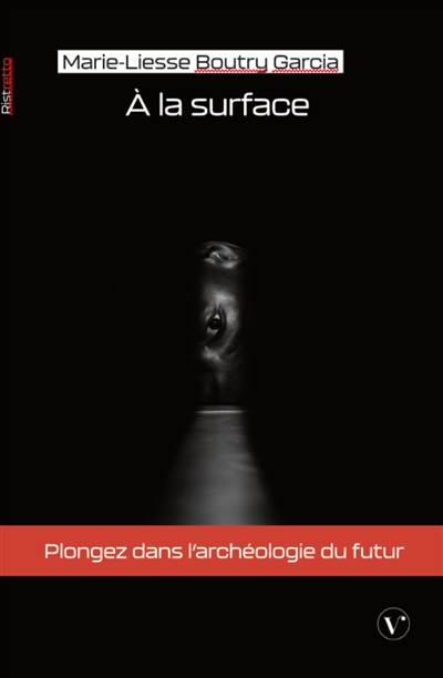 A la surface