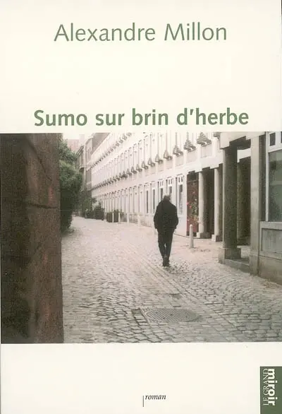 Sumo sur brin d'herbe